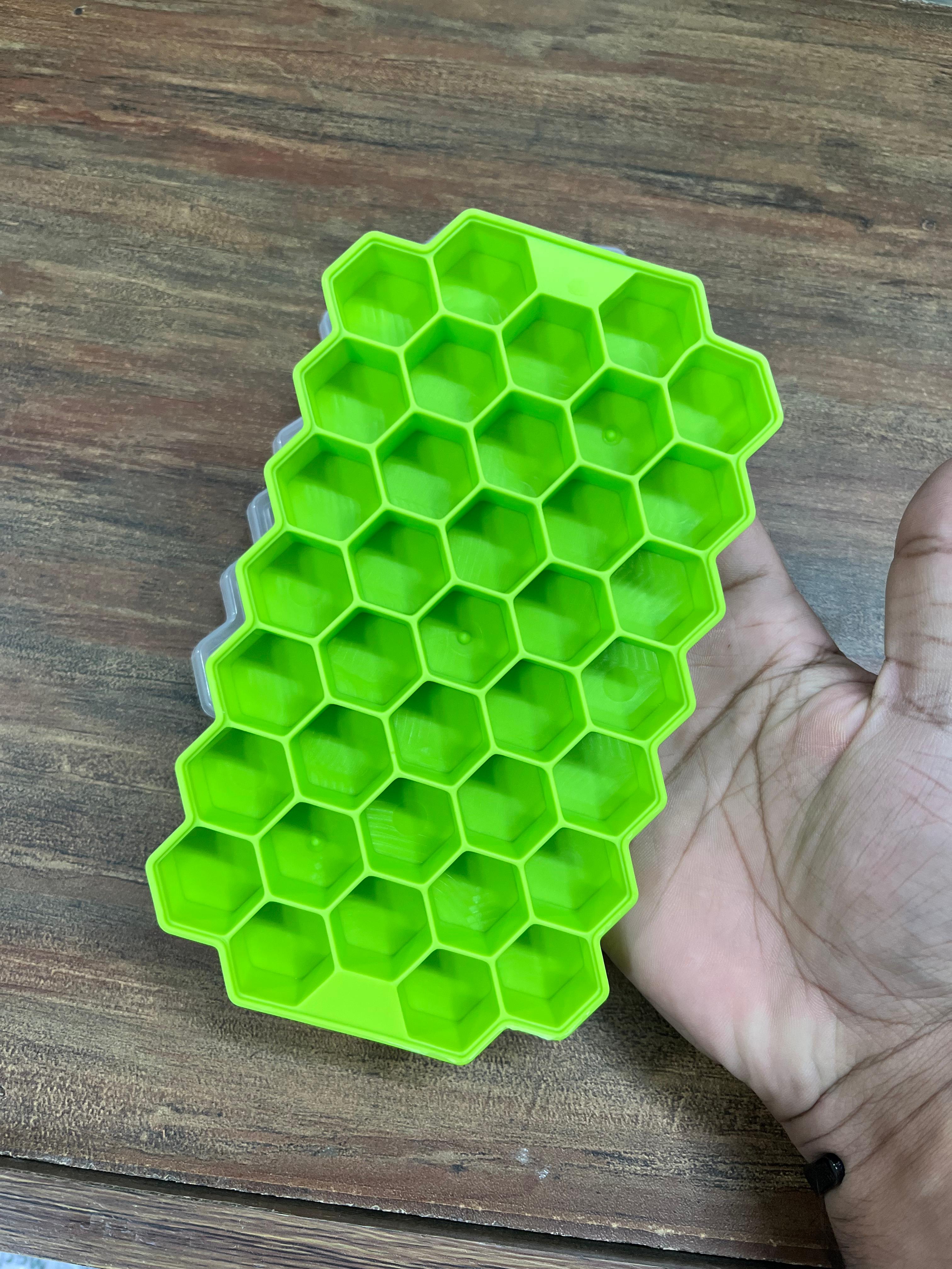 Silicone Honeycomb Ice Tray with Lid — 37 Cubes |  Food Grade | BPA Free